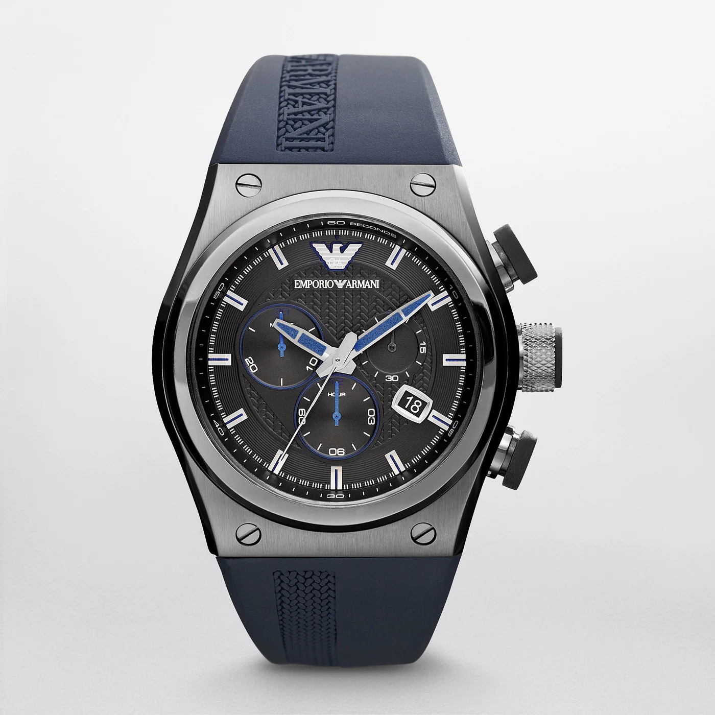 Emporio Armani AR6104 Erkek Kol Saati