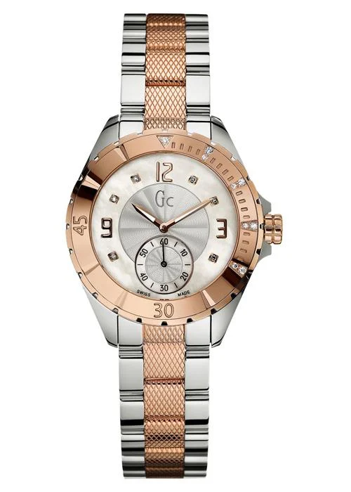 Guess Collection GC GCA70003L1 Bayan Kol Saati