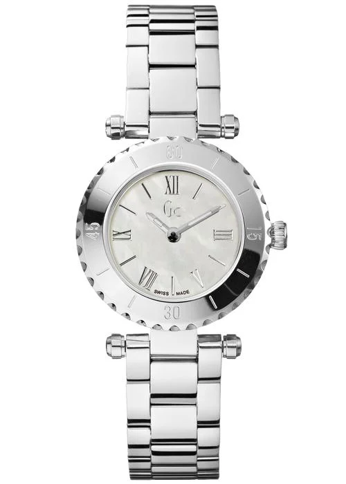 Guess Collection GCX70001L1S Bayan Kol Saati