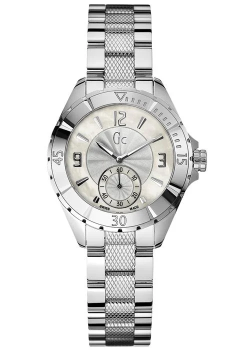 Guess Collection GCA70000L1 Bayan Kol Saati