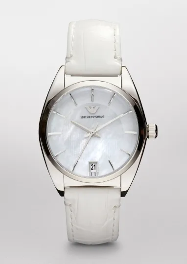 emporio-armani-beyaz-saatlerin-buyusu6