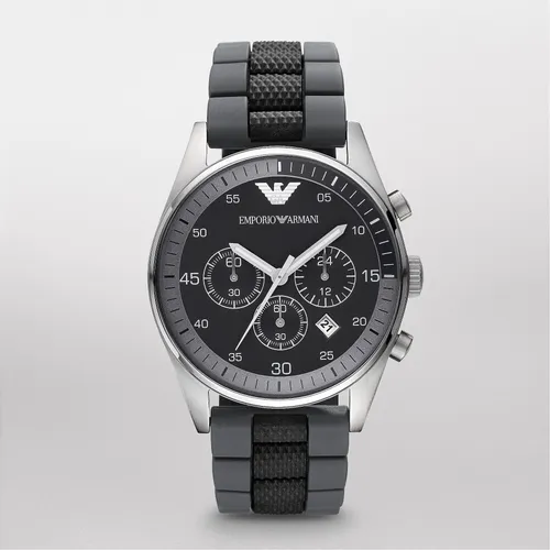 Emporio Armani AR5866 Erkek Kol Saati